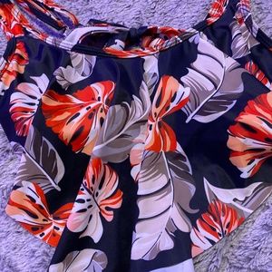 GIRLS SWIM TOP SIZE MEDIUM